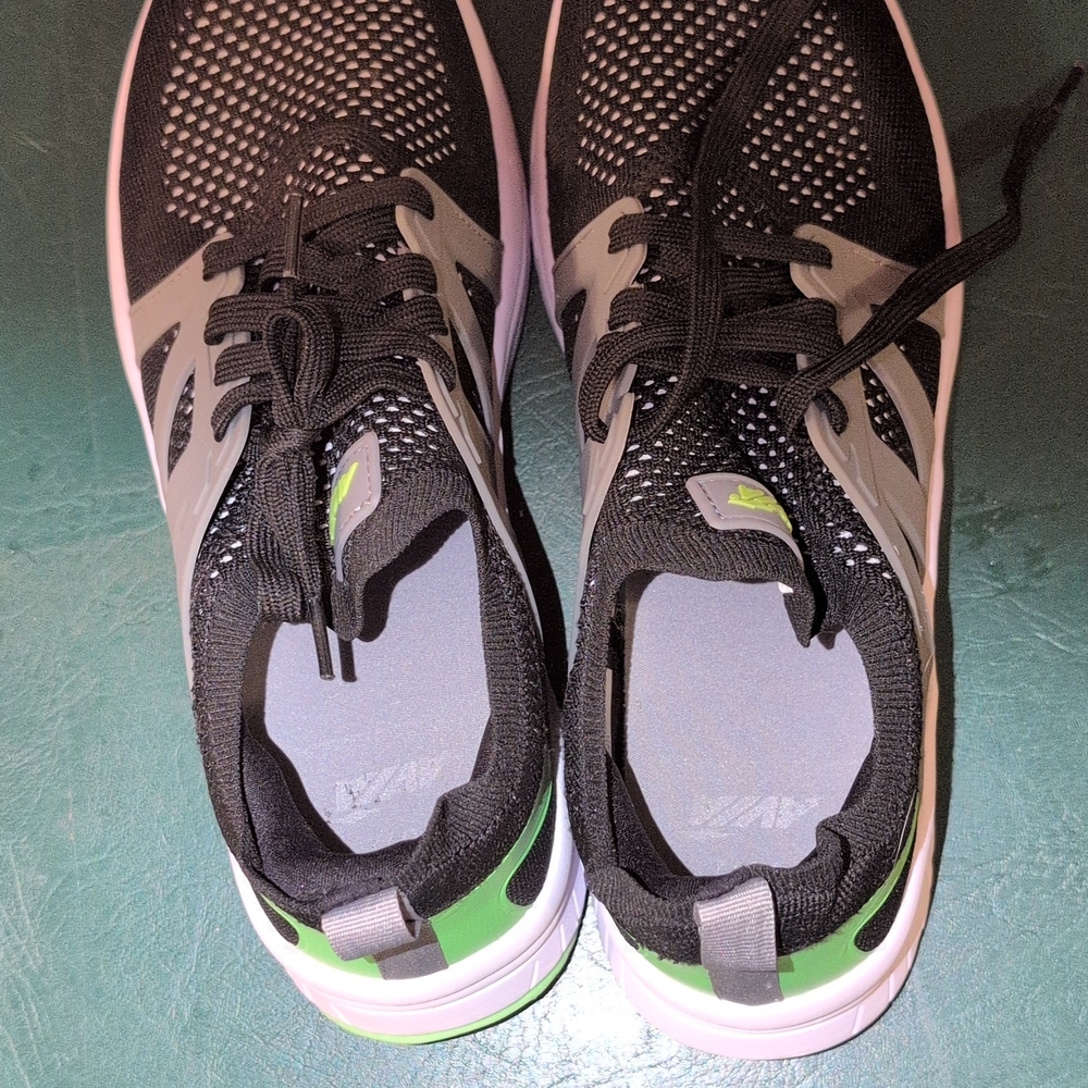 Avia Black and Green Athletic Shoes